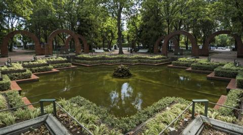 Parque de la Medialuna Parque de la Medialuna