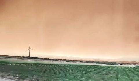 Vídeo del humo visto desde la Ribera del incendio en el Moncayo