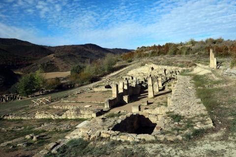 Fotos de las catas arqueológicas en Santa Criz de Eslava.