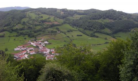 Gorriti, desde la zona de la ermita de Santa Bárbara, donde antes estaba el castillo Gorriti, desde la zona de la ermita de Santa Bárbara, donde antes estaba el castillo