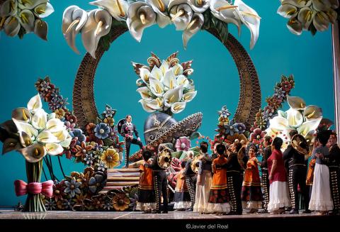 El tenor pamplonés José Luis Sola protagoniza 'El cantor de México'en el Palau de Les Arts El tenor pamplonés José Luis Sola protagoniza 'El cantor de México'en el Palau de Les Arts