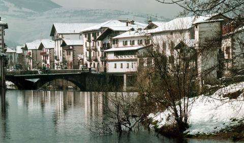 Elizondo, una de las localidades más conocidas del valle de Baztan Elizondo, una de las localidades más conocidas del valle de Baztan