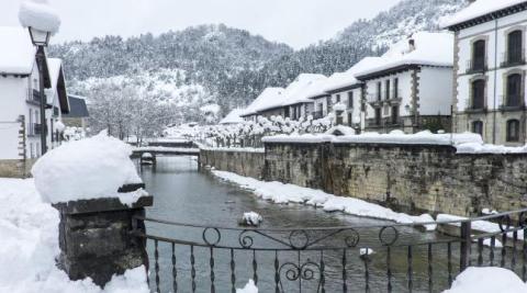 ochagavia Cuatro pueblos navarros, entre los cien más bonitos de España para Viajes National Geographic