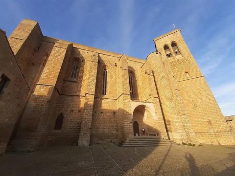Iglesia de San Saturnino de Artajona
