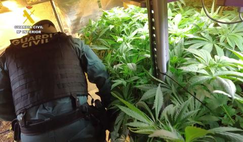 Boli pistola incautado por la Guardia Civil