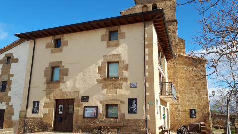 Casa rural para reformar en el centro de Artazu