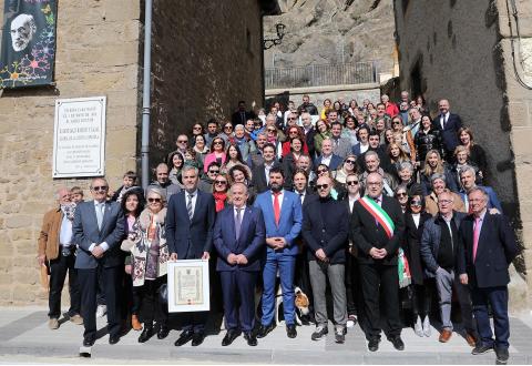 Fotos del Hermanamiento de Petilla de Aragón con Corteno Golgi y del nombramiento de Ramón y Cajal como Hijo Predilecto.