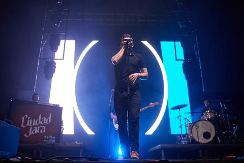 Fotos de la segunda jornada del Iruña Rock en el Navarra Arena.