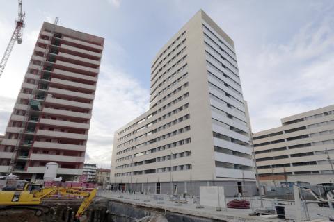 Construcción de las torres de Salesianos