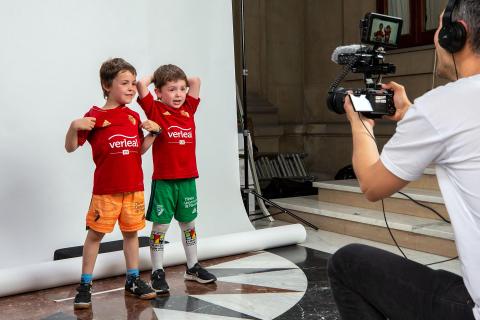 Aficionados rojillos grabaron en el Ayuntamiento de Pamplona mnsajes de apoyo para los jugadores de cara a la final de la Copa del Rey