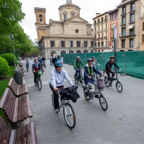 Los ciclistas recorrieron la ciudad desde el Rincón de la Aduana hasta la UPNA