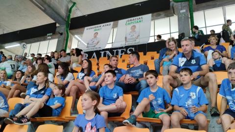 Presencia de miembros del Erreka, club de Santesteban en el que se formó Ibai Meoki
