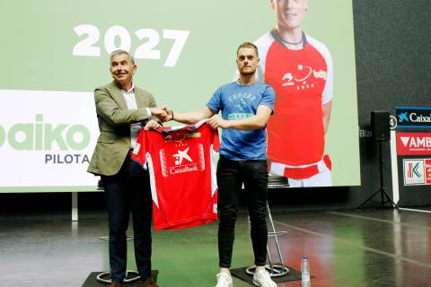 27.06.2022. Renovación de Unai Laso con Baiko hasta 2027