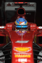 El piloto español Fernando Alonso (Ferrari) sigue demostrando que la evolución de su monoplaza va por buen camino y ha marcado este viernes el mejor registro en la primera sesión de entrenamientos libres del Gran Premio de Alemania, una vez más marcado de cerca por los Red Bull de Sebastian Vettel y Mark Webber.