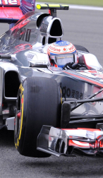El piloto español Fernando Alonso (Ferrari) sigue demostrando que la evolución de su monoplaza va por buen camino y ha marcado este viernes el mejor registro en la primera sesión de entrenamientos libres del Gran Premio de Alemania, una vez más marcado de cerca por los Red Bull de Sebastian Vettel y Mark Webber.