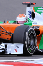 El piloto español Fernando Alonso (Ferrari) sigue demostrando que la evolución de su monoplaza va por buen camino y ha marcado este viernes el mejor registro en la primera sesión de entrenamientos libres del Gran Premio de Alemania, una vez más marcado de cerca por los Red Bull de Sebastian Vettel y Mark Webber.