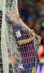 El Barcelona ha arrollado a Osasuna en el partido que han disputado este sábado en el Camp Nou