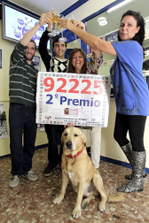 Celebraciones de los agraciados con el sorteo de 'El Niño'