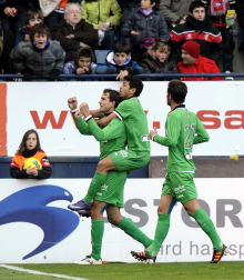 Imágenes del partido entre Osasuna y Racing en el Reyno de Navarra