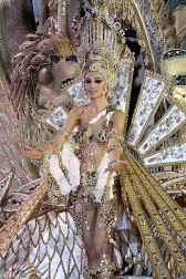 Varias imágenes del Carnaval de Santa Cruz de Tenerife 2012