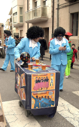 Ambiente, colorido, disfraces y multitud de personajes en las celebraciones de los Carnavales 2012 por las calles de Tafalla.