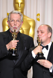 Momentos estelares de la ceremonia de entrega de la 84 edición de los Premios Oscar de Hollywood y todos los ganadores con sus estatuillas.