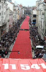 Varias imágenes del homenaje celebrado en Sarajevo por las víctimas de la guerra de Bosnia
