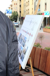 Los miembros de la Comisión de Urbanismo del Ayuntamiento de Pamplona han visitado la calle Tafalla en donde el pasado mes de mayo finalizaron las obras de reurbanización que han dotado al II Ensanche de la ciudad de un nuevo aspecto. DN.ES