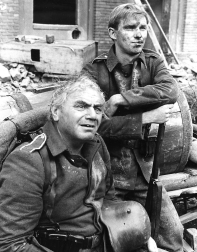 Imágenes de la trayectoria artística del actor Ernest Borgnine, quien falleció este domingo a los 95 años por insuficiencia renal.