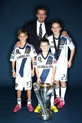 David Beckham jugó su último partido en Estados Unidos tras 5 temporadas en Los Angeles ganando la liga por segundo año consecutivo