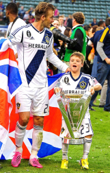 David Beckham jugó su último partido en Estados Unidos tras 5 temporadas en Los Angeles ganando la liga por segundo año consecutivo