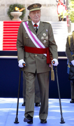 Los Reyes don Juan Carlos y doña Sofía y los Príncipes de Asturias asistieron al acto central del Día de las Fuerzas Armadas celebrado en Madrid.