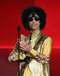El cantante norteamericano Prince falleció este jueves 21 de abril en su domicilio del condado de Carvery (Minesota), a los 57 años de edad, según confirmó su publicista.