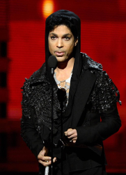 El cantante norteamericano Prince falleció este jueves 21 de abril en su domicilio del condado de Carvery (Minesota), a los 57 años de edad, según confirmó su publicista.
