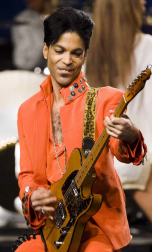 El cantante norteamericano Prince falleció este jueves 21 de abril en su domicilio del condado de Carvery (Minesota), a los 57 años de edad, según confirmó su publicista.