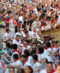 Varios 'cebadas' sueltos siembran el pánico y dejan cinco corneados