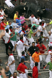Imágenes del quinto encierro de San Fermín