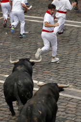 Imágenes del quinto encierro de San Fermín