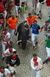 Imágenes del quinto encierro de San Fermín