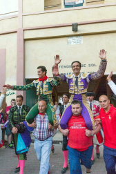 Instantáneas de la faena con los diestros El Cid, Juan José Padilla y Daniel Luque.