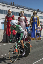 Imágenes del paso de La Vuelta por el Circuito de los Arcos