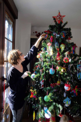 ¿Qué no debe faltar en casa por Navidad?  La respuestas llegan desde Etxauri, Bidaurreta, Lodosa, Mendavia, Falces, Bardenas y Fustiñana. Todas coinciden.