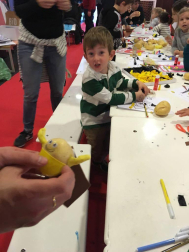 Este fin de semana se celebra en Baluarte la segunda edición de la feria de la familia Expofamily con multitud de talleres y actividades para niños y mayores.