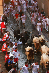 Imágenes del segundo encierro de los Sanfermines 2018, protagonizado por toros de José Escolar