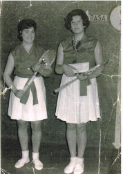 Fotos de Natividad Bella Esparza, raquetista profesional durante más de veinte años.