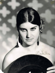 Fotos de Natividad Bella Esparza, raquetista profesional durante más de veinte años.