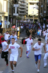 Fotos del encierro, pasacalles, homenaje al tudelano adoptivo, feria de alimentos artesanos y concurso de recortadores del sexto día de las fiestas de Tudela 2018, 29 de julio