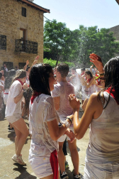 Fotos del cohete de las fiestas de Carcastillo 2018, 4 de agosto