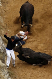 Quinto encierro del Pilón de fiestas de Falces 2018, 16 de agosto con la ganadería Adrián Domínguez, de Funes