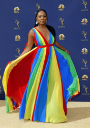 'Juego de Tronos' extendió su imperio televisivo en los Emmy, en los que se llevó el premio a la mejor serie dramática, mientras que 'The Marvelous Mrs. Maisel' arrasó con su primera temporada en los apartados de comedia de los galardones más importantes de la pequeña pantalla.